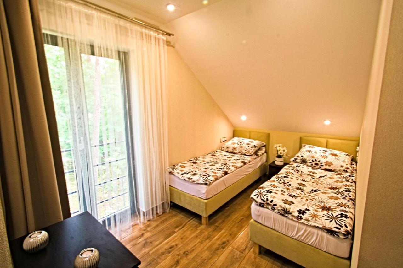 Daisy - Sunny Flowers Apartments Лукенцин Екстер'єр фото